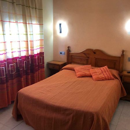 Hostal La Parrilla Monegros II Bujaraloz Εξωτερικό φωτογραφία